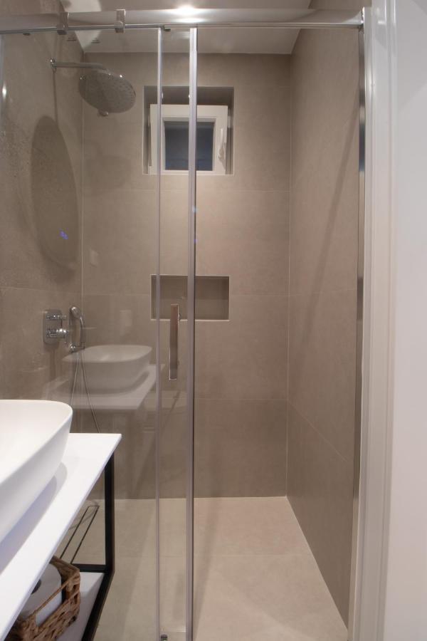 Apartments Kiwi ดูบรอฟนิก ภายนอก รูปภาพ