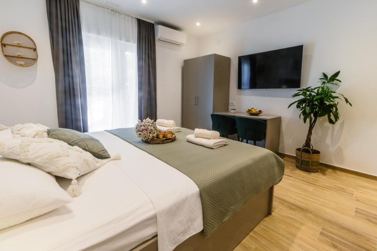 Apartments Kiwi ดูบรอฟนิก ภายนอก รูปภาพ