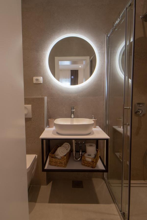 Apartments Kiwi ดูบรอฟนิก ภายนอก รูปภาพ